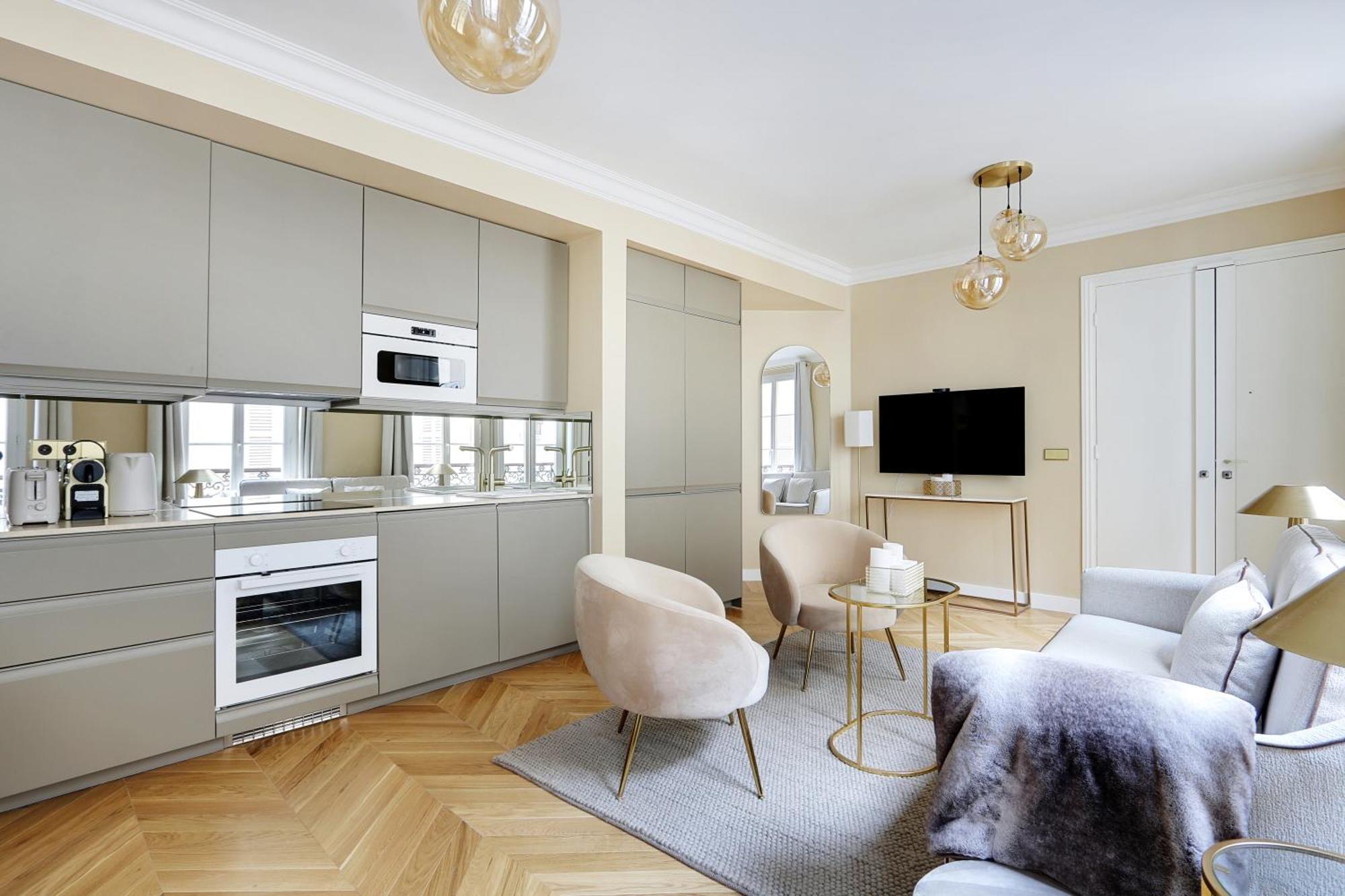 Pick A Flat'S Apartments In Opera Saint Lazarre - Rue De L'Isly Parigi Esterno foto