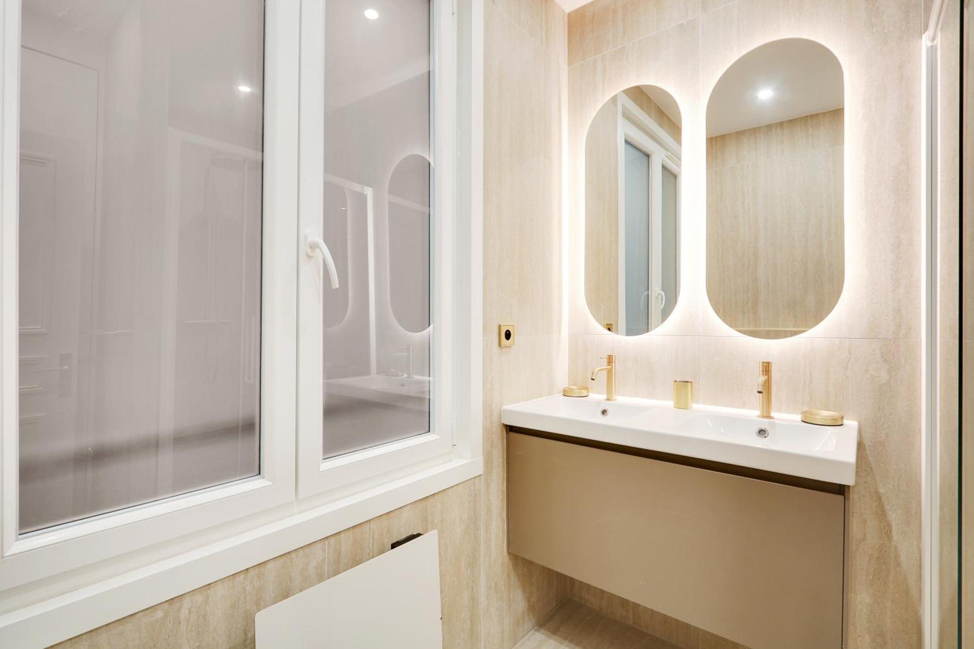 Pick A Flat'S Apartments In Opera Saint Lazarre - Rue De L'Isly Parigi Esterno foto