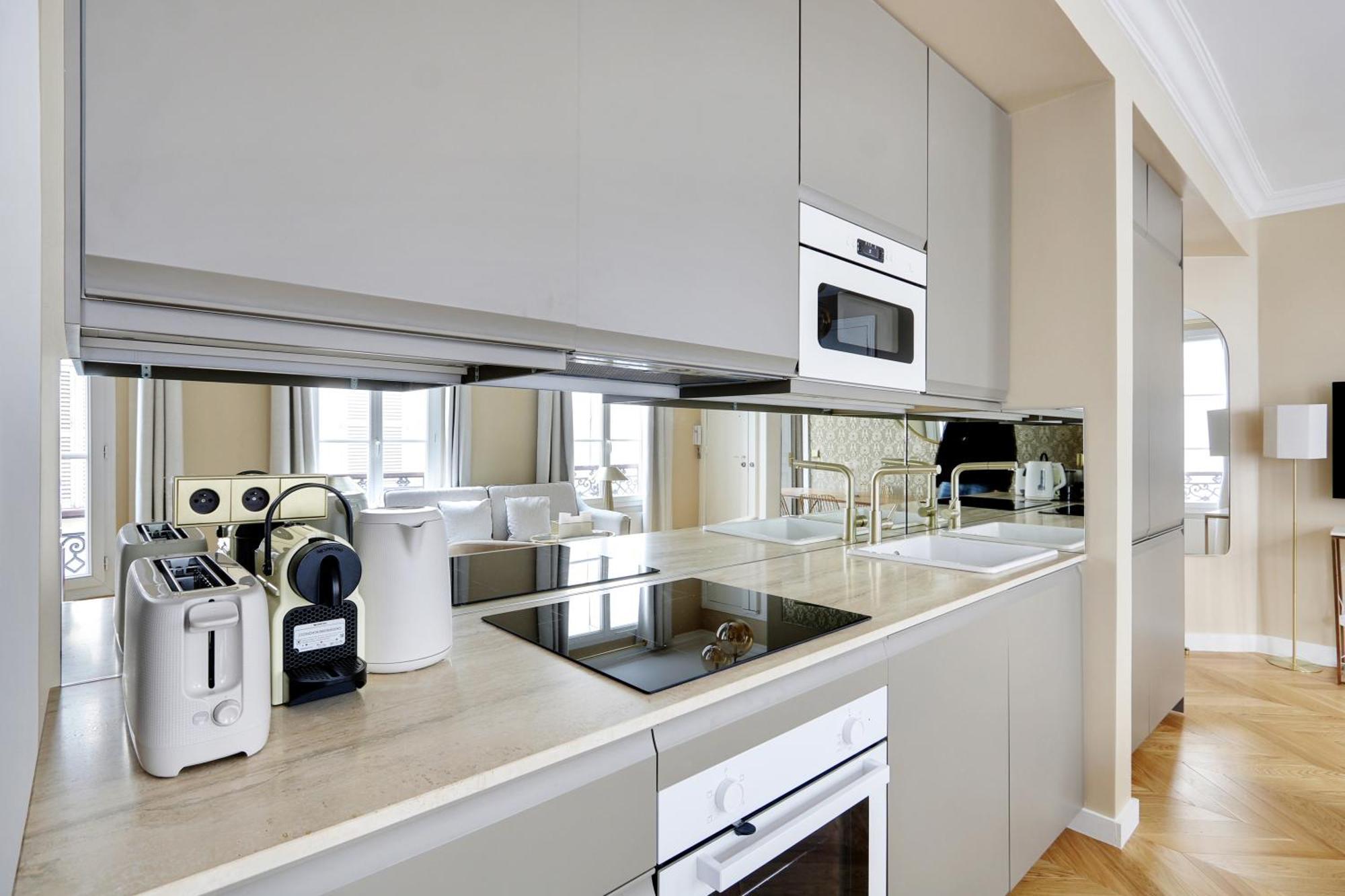 Pick A Flat'S Apartments In Opera Saint Lazarre - Rue De L'Isly Parigi Esterno foto